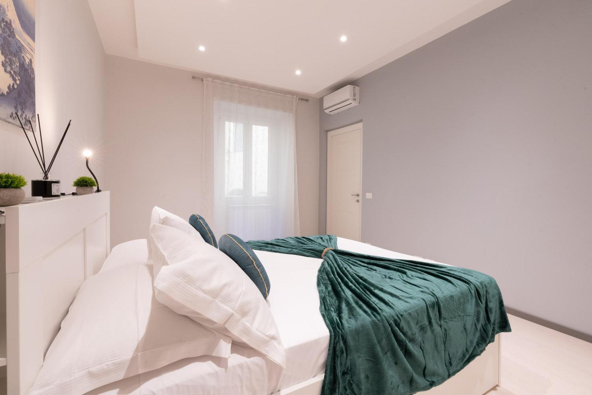 Dolce Vita Suite In Trastevere Рим Екстер'єр фото